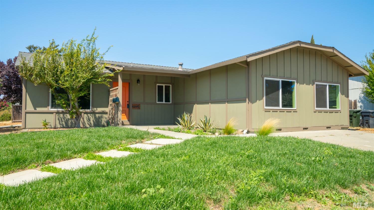 Property Photo:  1314 Amador Way  CA 94585 