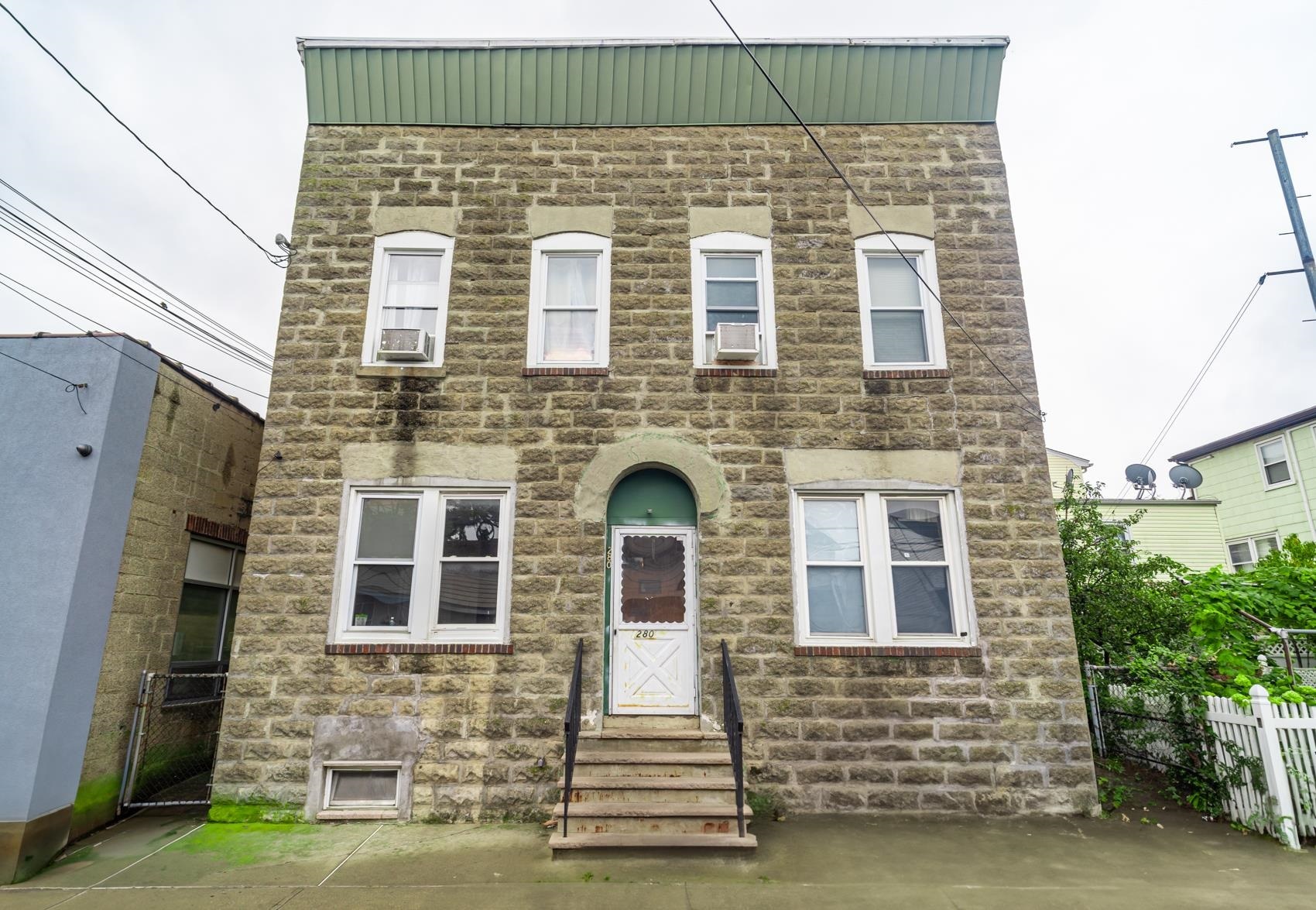 Property Photo:  280 Wilson Ave  NJ 07032 