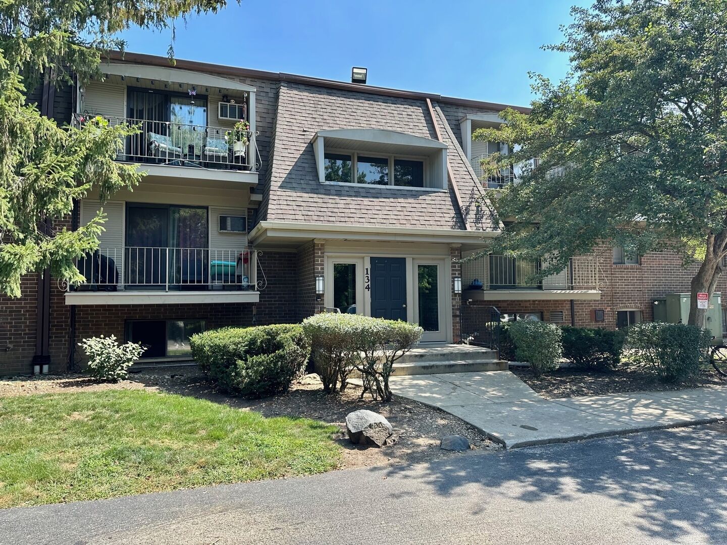 Property Photo: 134 E Bailey Road L IL 60565