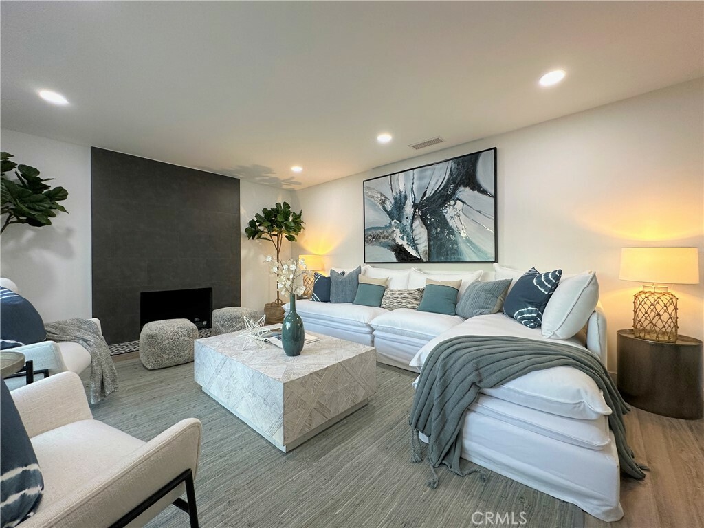 Property Photo: 23620 Evalyn Avenue CA 90505