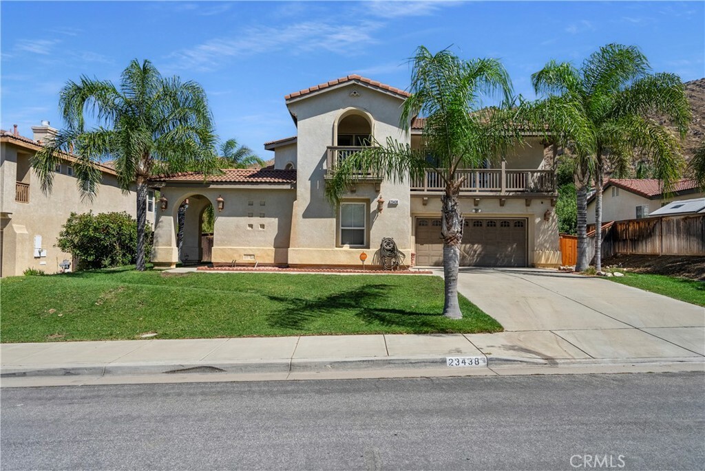 Property Photo:  23438 Via Solana  CA 92557 