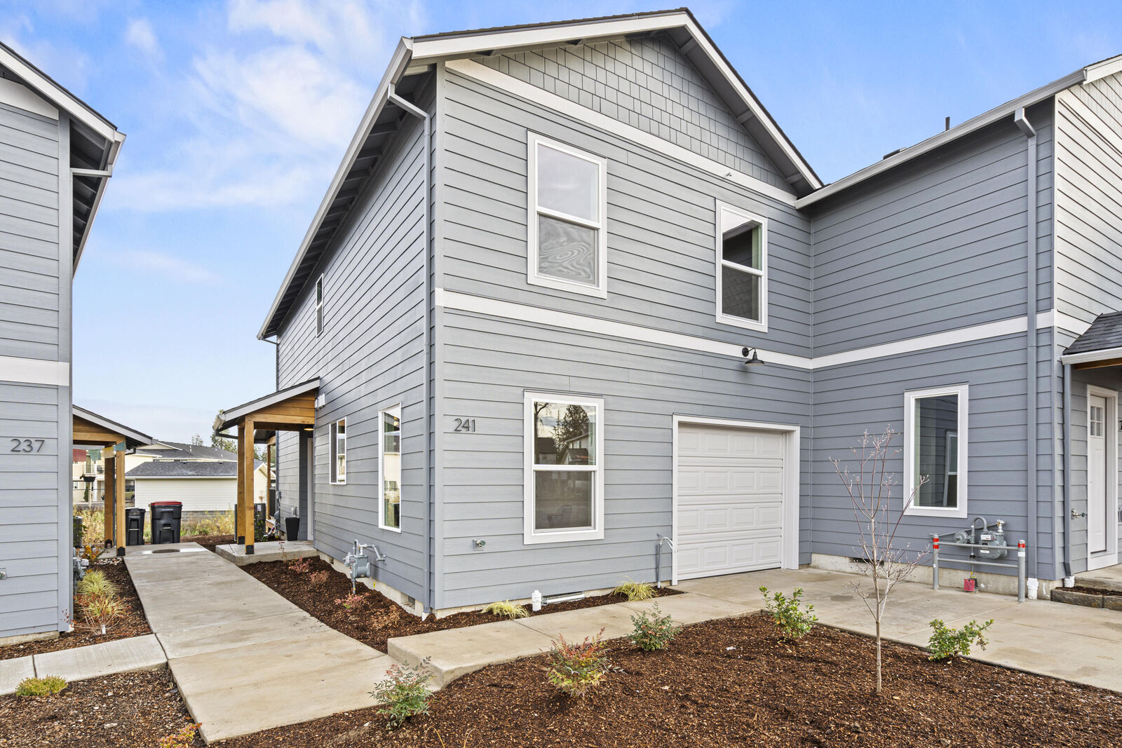 Property Photo: 241 Dano Drive OR 97535