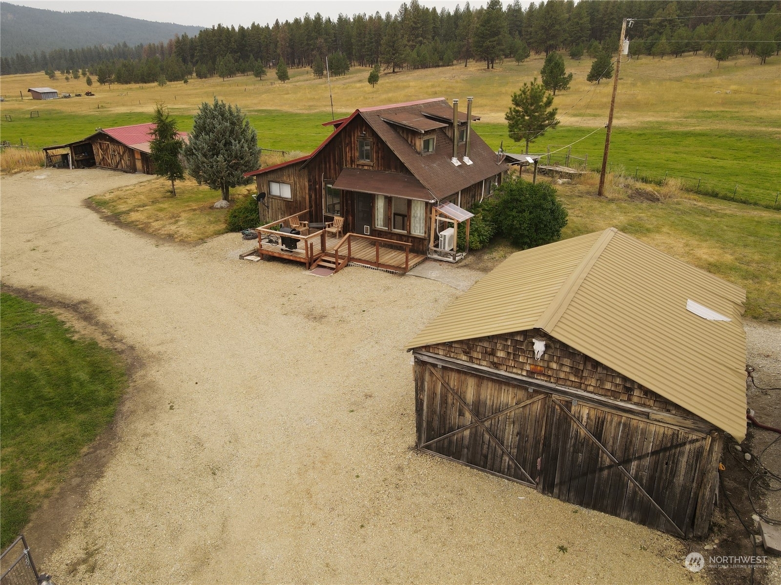 Property Photo:  85 Summer Road  WA 98855 