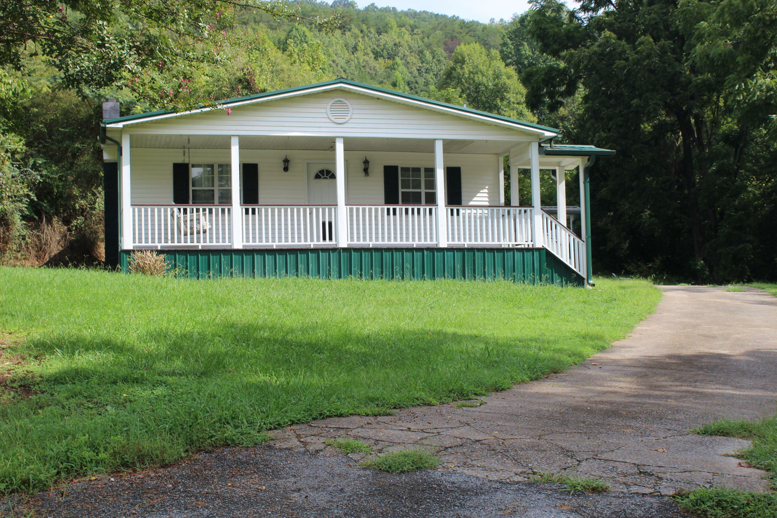 106 Reed Hollow Road  Rogersville TN 37857 photo