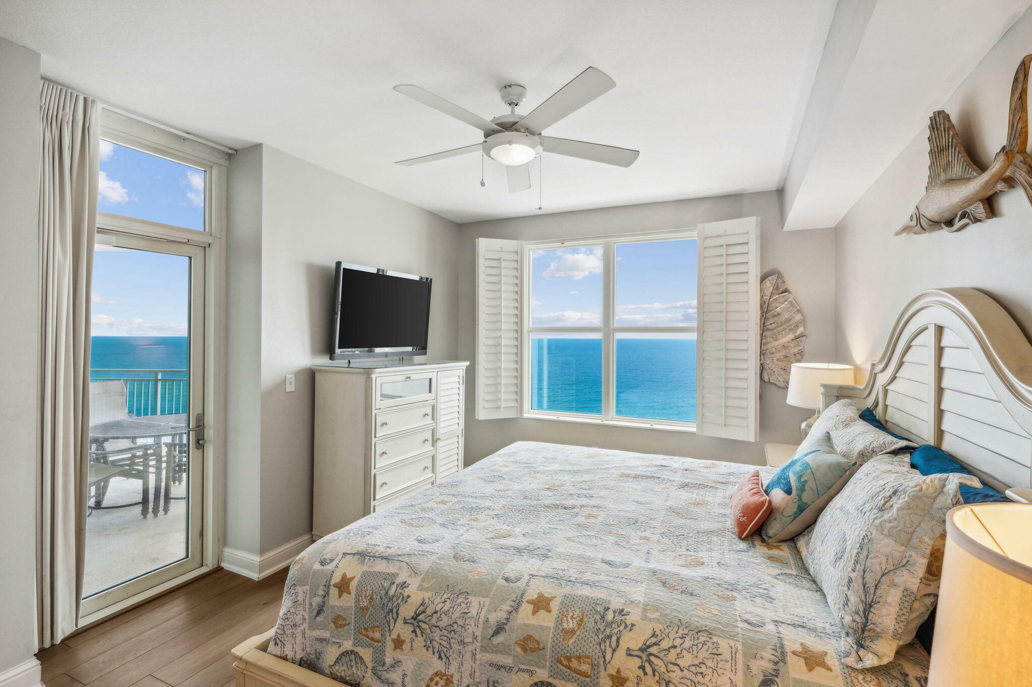 Property Photo: 15625 Front Beach Road 1902 FL 32413