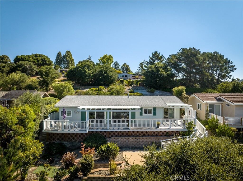 Property Photo:  258 Country Club Drive  CA 93424 