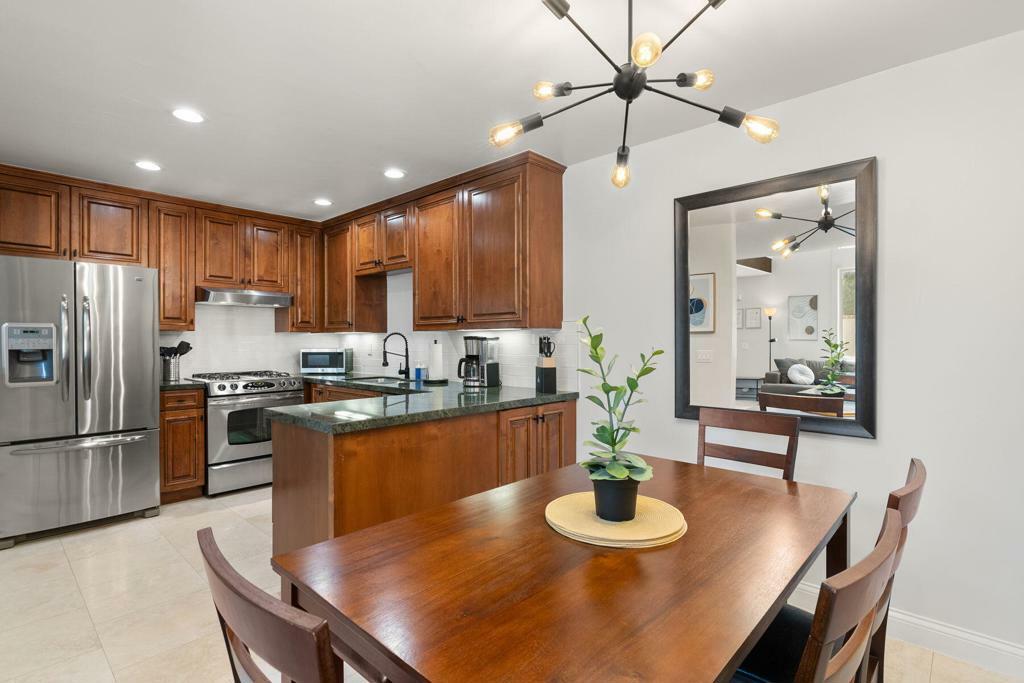 Property Photo: 400 N Avenida Caballeros 15 CA 92262