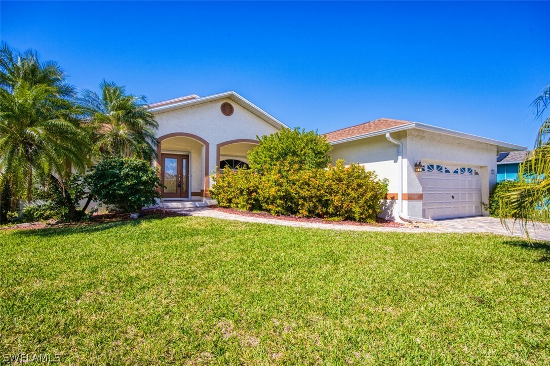 Property Photo:  8932 Bracken Way  FL 33908 