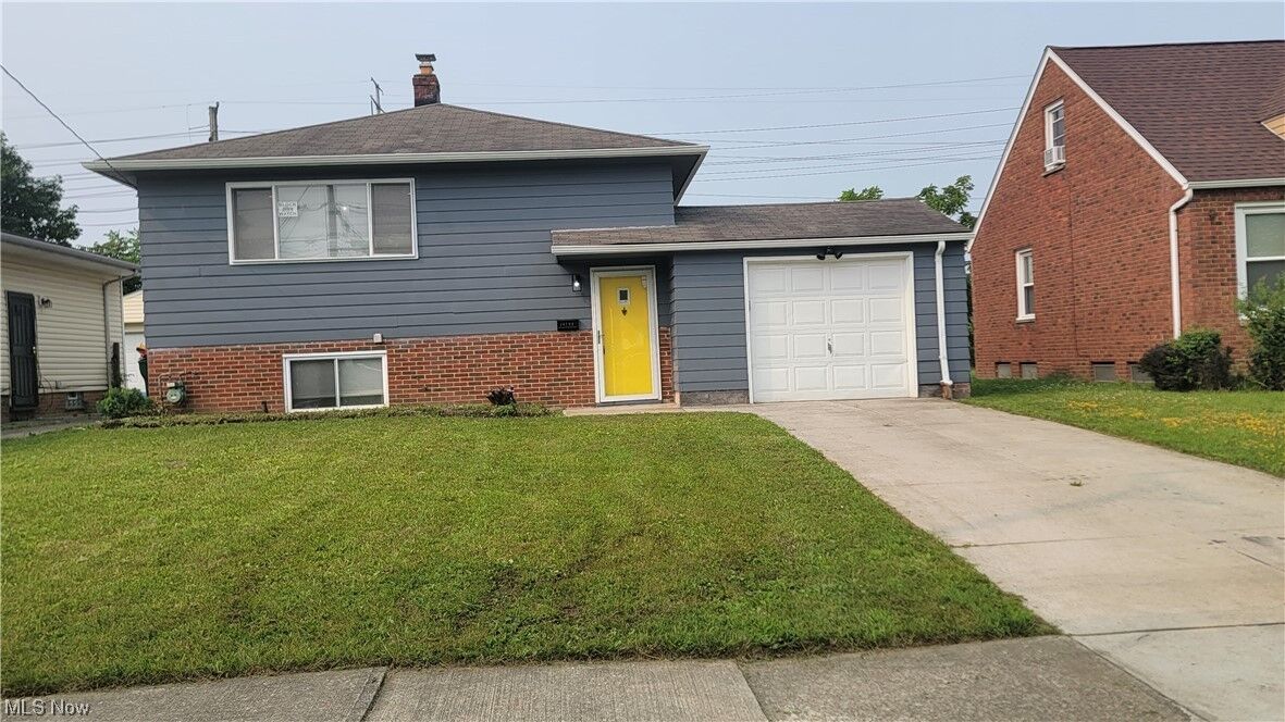 Property Photo: 16792 Gerard OH 44137