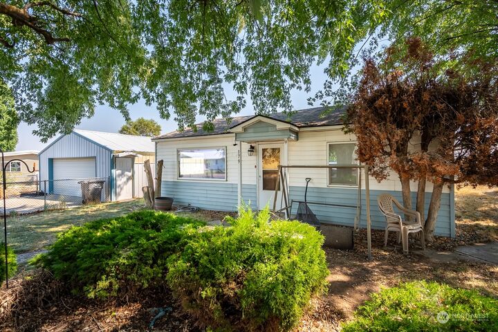 Home for sale in Soap Lake 179 Warden Avenue NW, Soap Lake, WA 98851