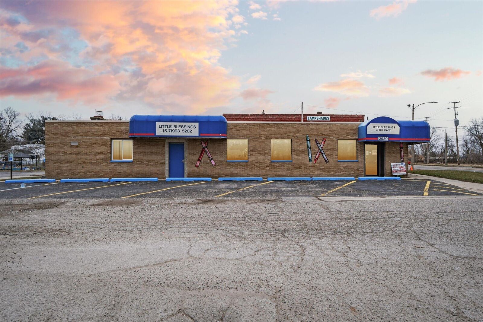Property Photo:  2930 N Grand River Ave  MI 48906 