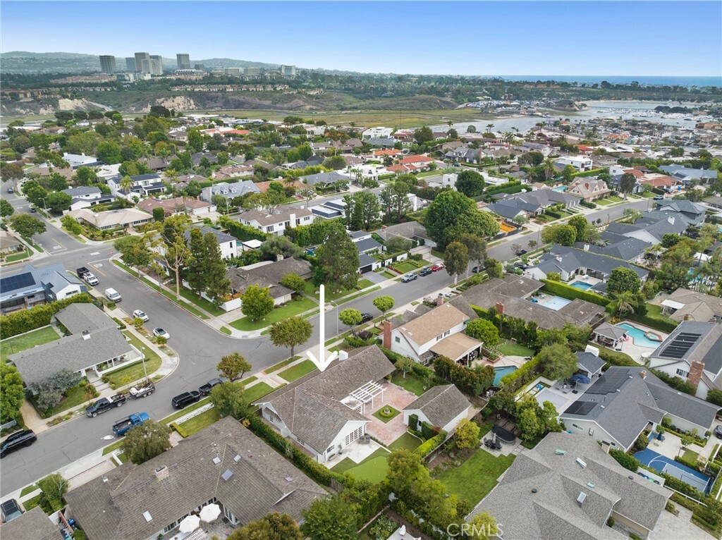 Property Photo: 1529 Lincoln Lane CA 92660