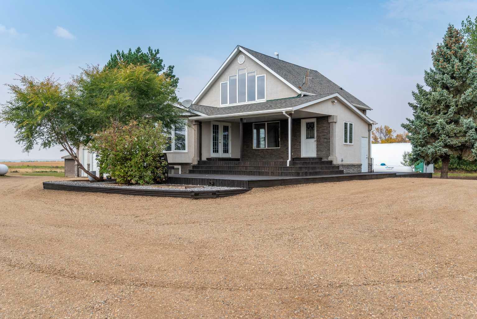 Property Photo: 47414 RR 3262 SK S0M 1H0