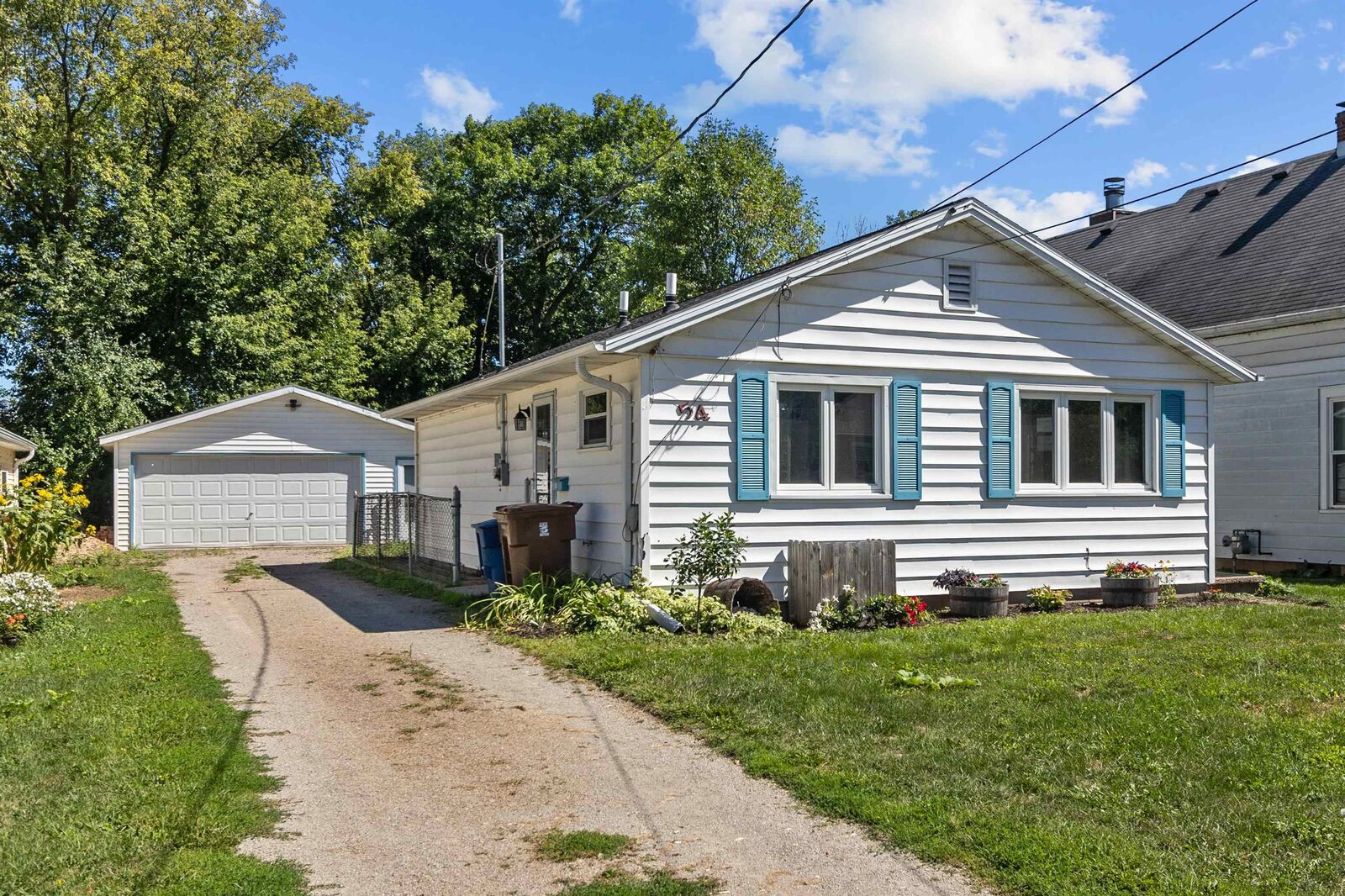 Property Photo:  54 Lawson Street  WI 54952-3320 