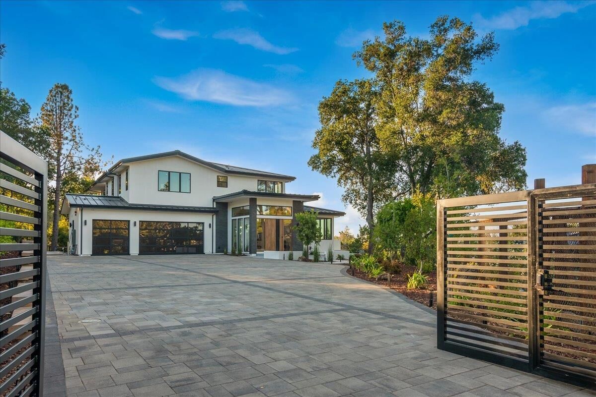 Property Photo: 16363 Ridgecrest Avenue CA 95030