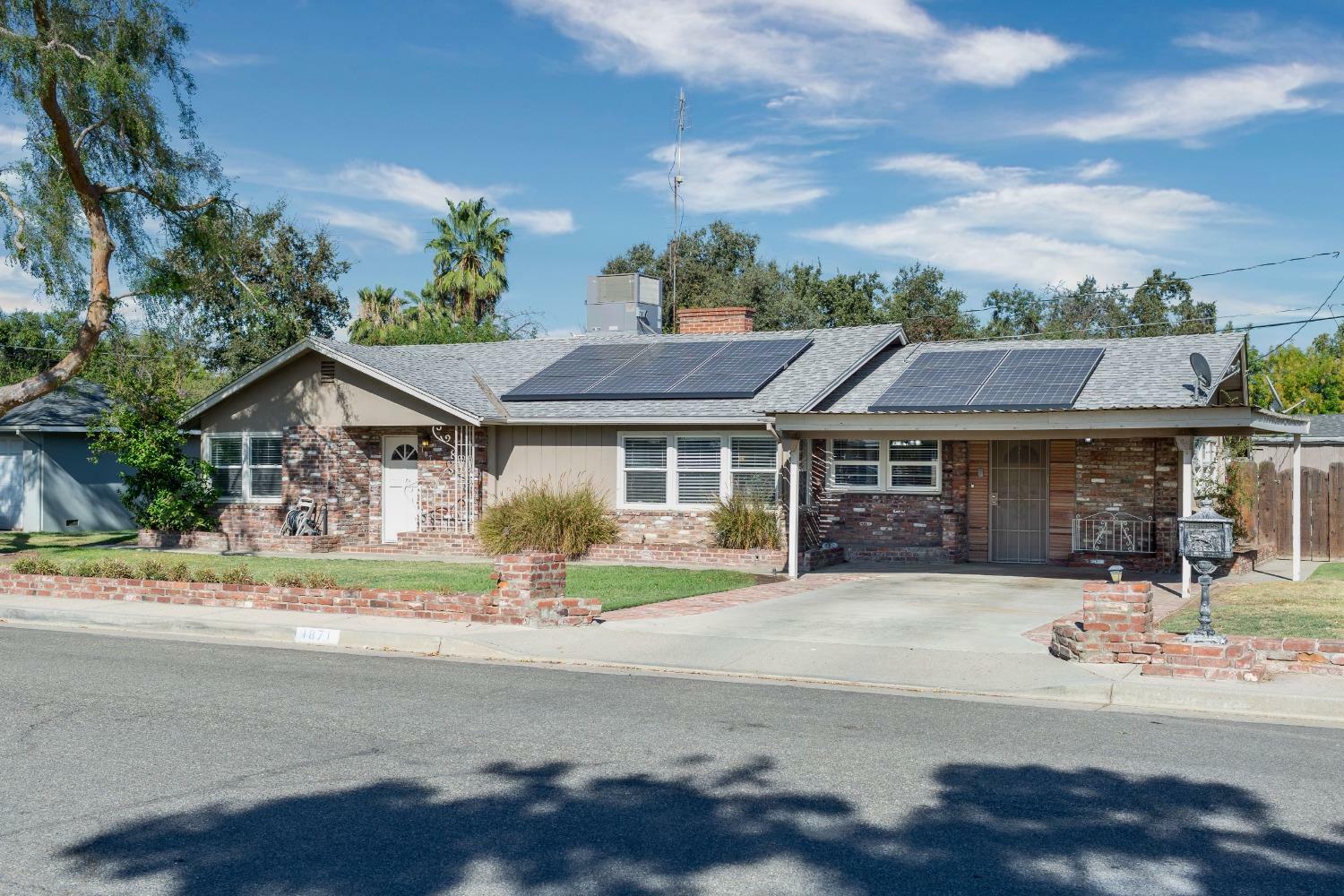 Property Photo: 1871 Easy CA 93230