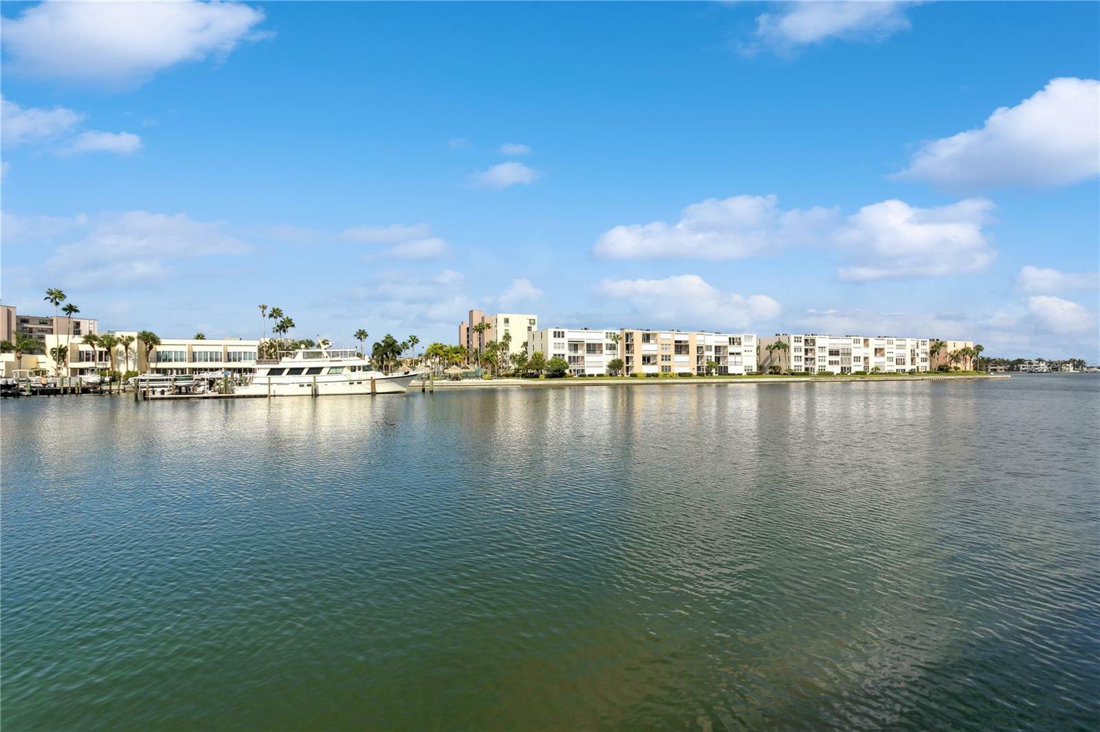 Property Photo:  7420 Bay Island Drive S 172  FL 33707 