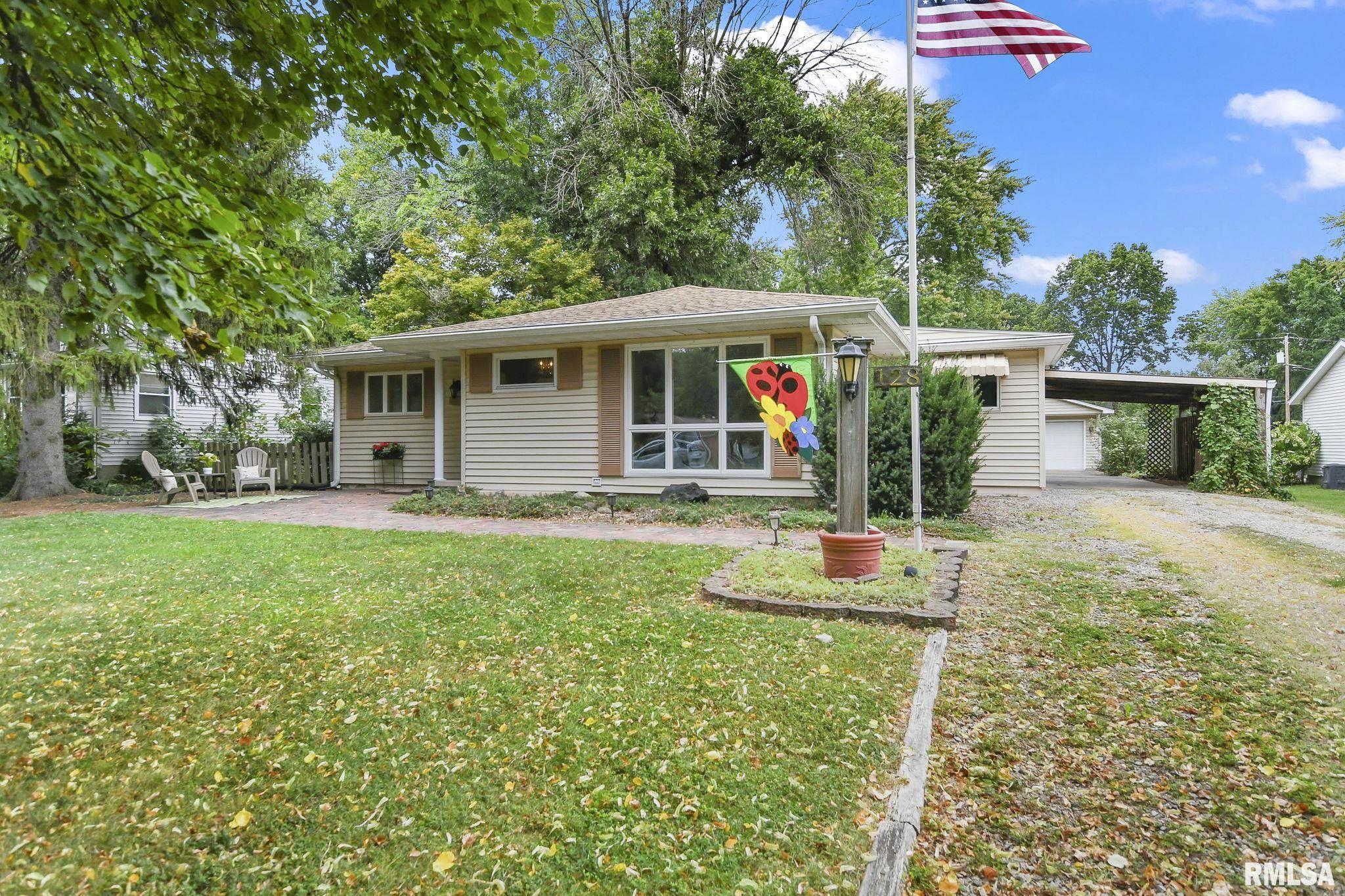 Property Photo:  128 Circle Drive  IL 62703 