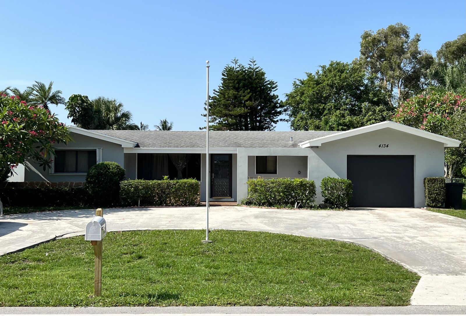 Property Photo: 4134 Holly Drive FL 33410