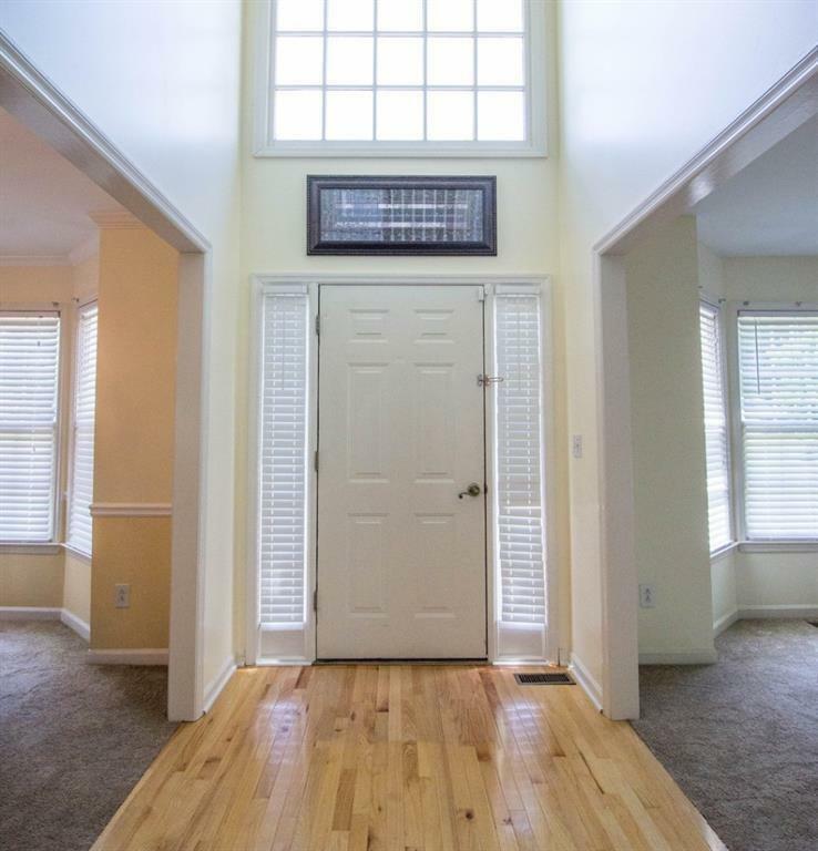 Property Photo: 1740 Wilkshire Court GA 30127