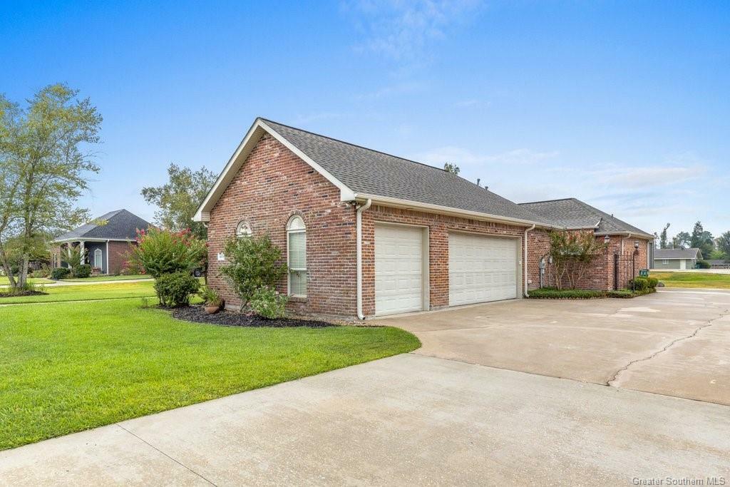 Property Photo: 1673 Hollow Cove Lane LA 70611