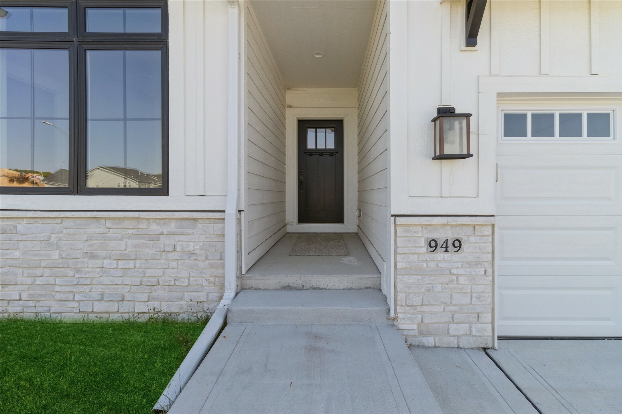 Property Photo:  949 Wolf Creek Drive  IA 50226 
