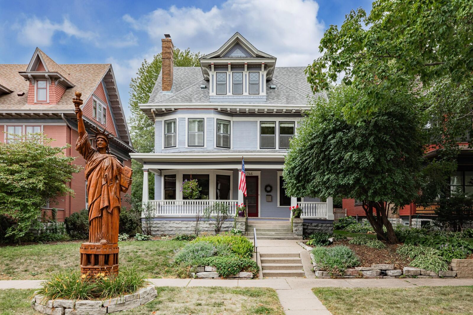 Property Photo:  746 Fairmount Avenue  MN 55105 