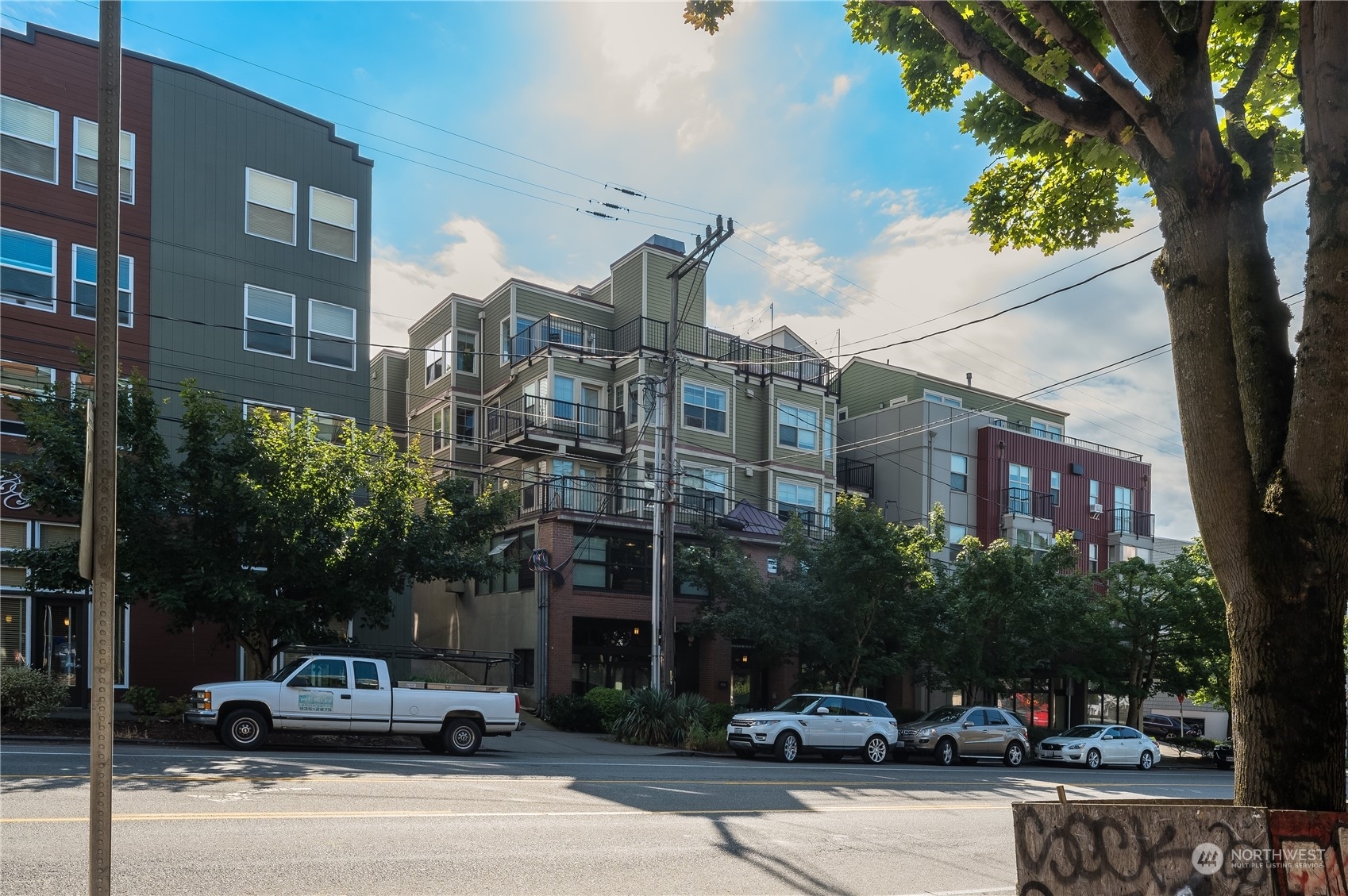 Property Photo: 4026 Stone Way N 501 WA 98103