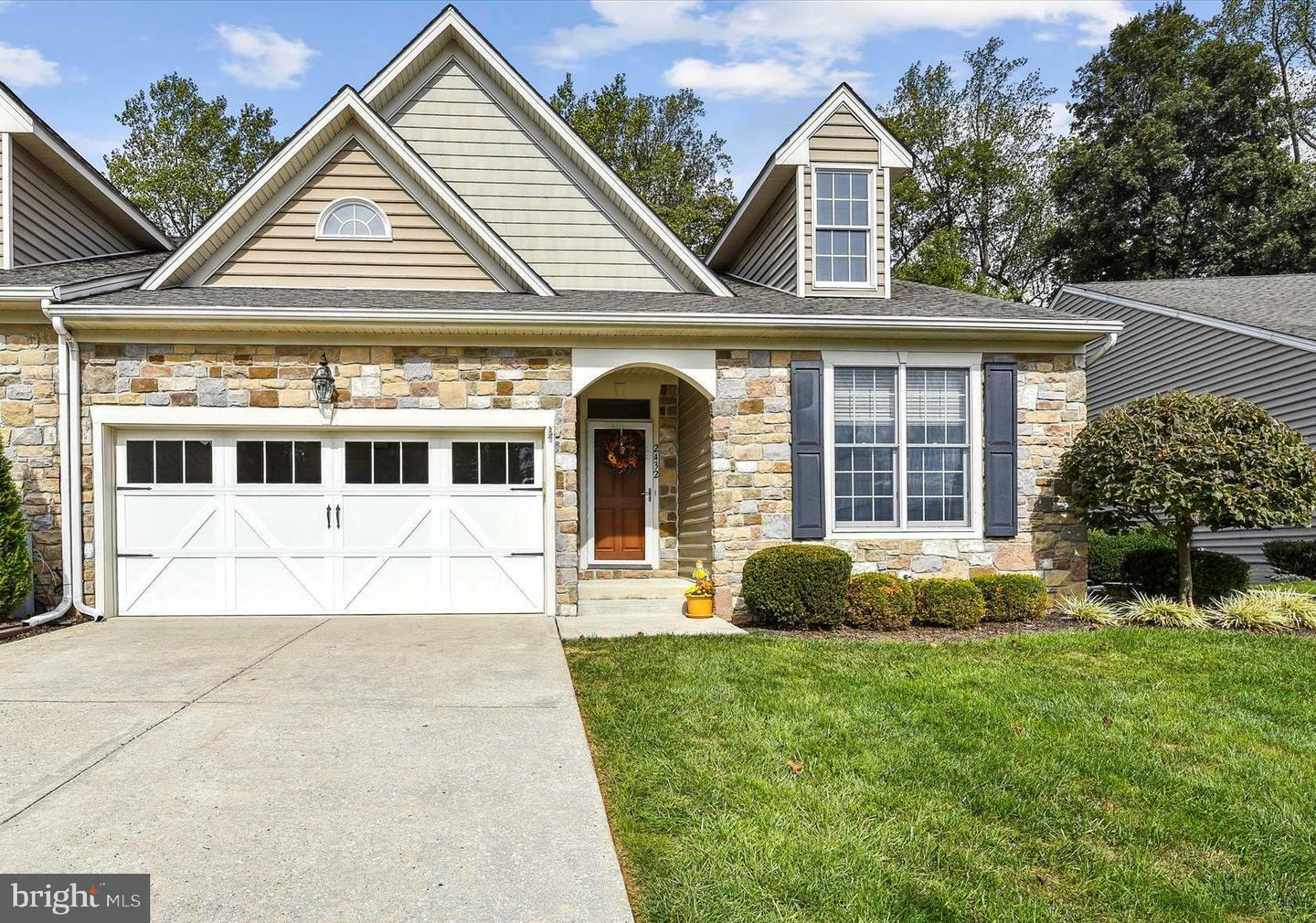 Property Photo: 2432 Grand Oaks Court 12 MD 21009