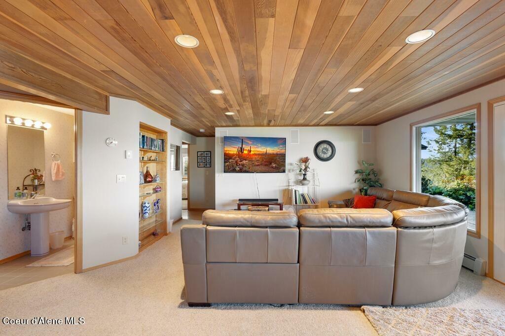 Property Photo: 3431 S North Cape Road ID 83814
