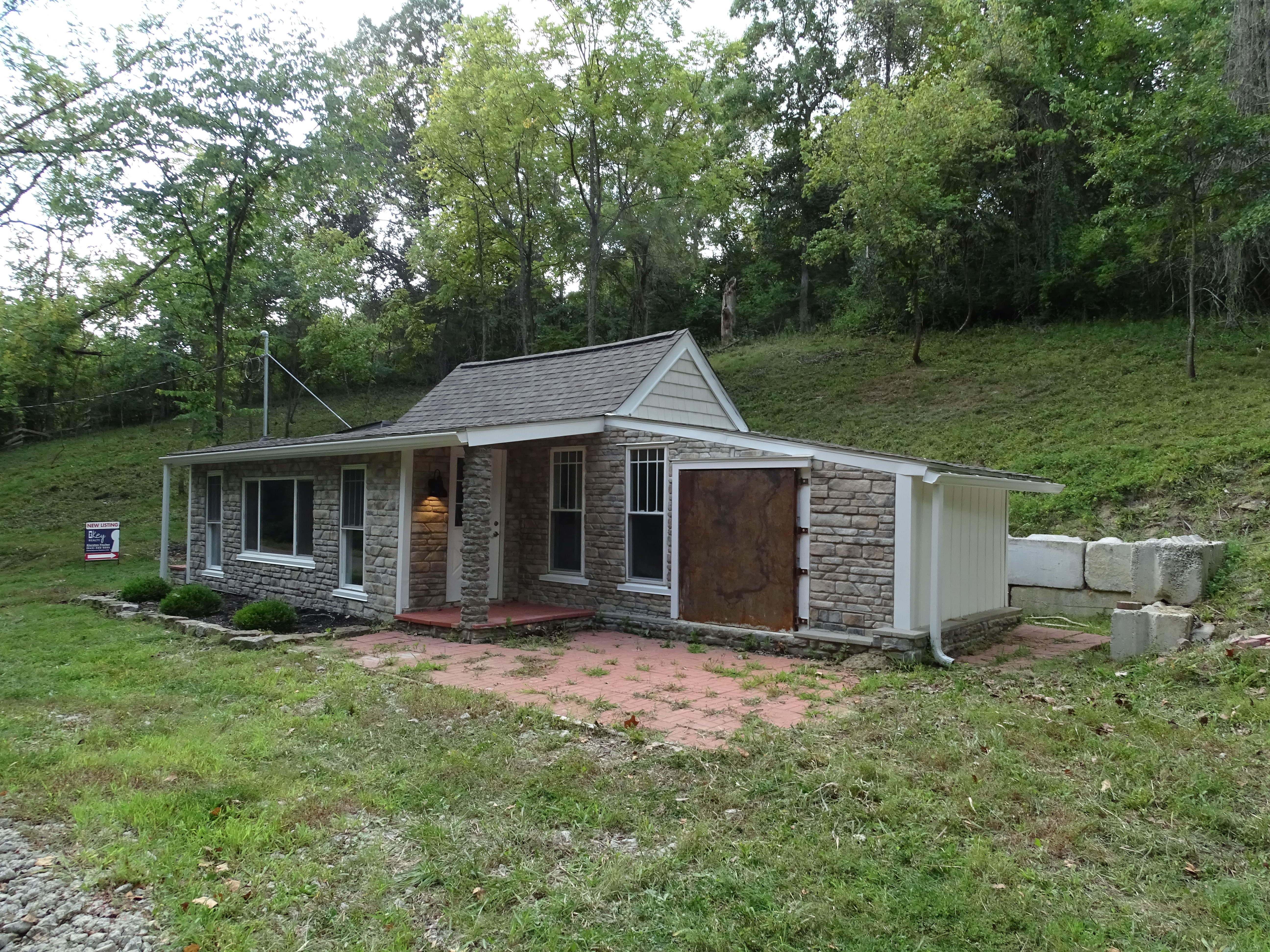 Property Photo:  6287 Lewis Rd  OH 45140 