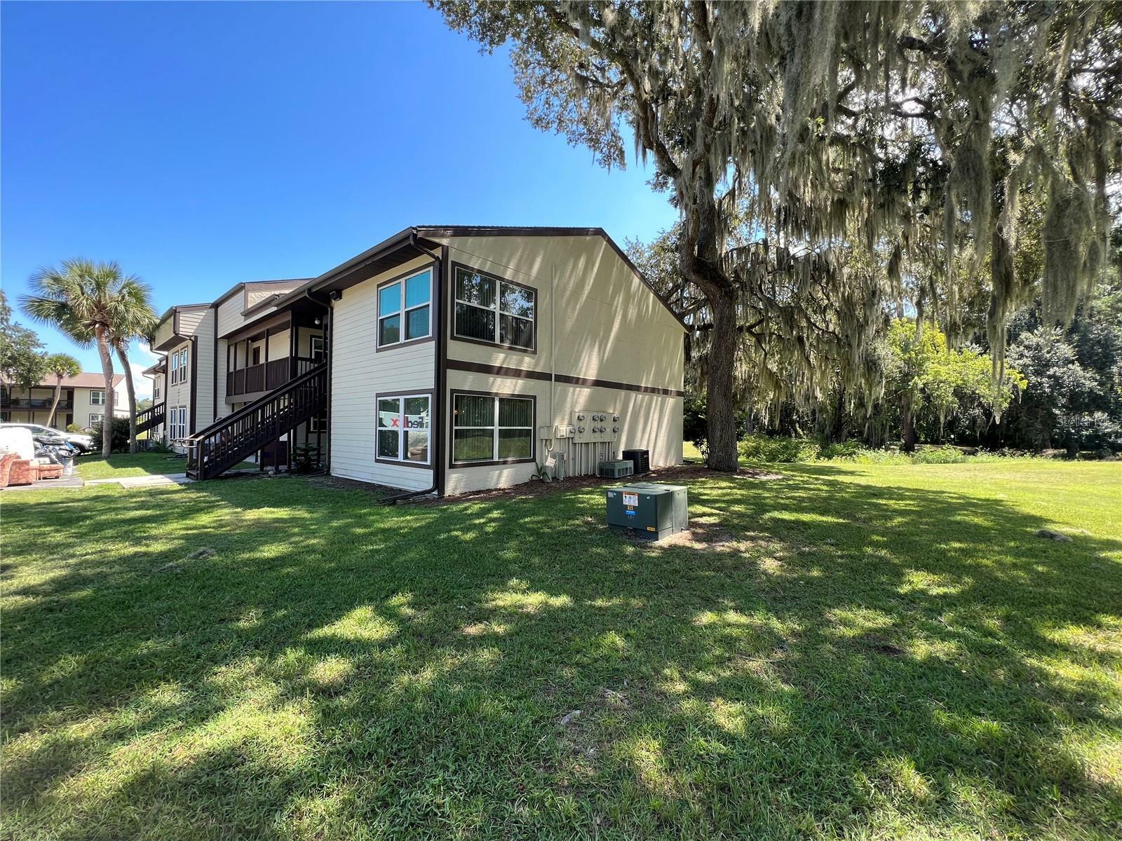 Property Photo:  22104 Sandalwood Drive 104  FL 34785 