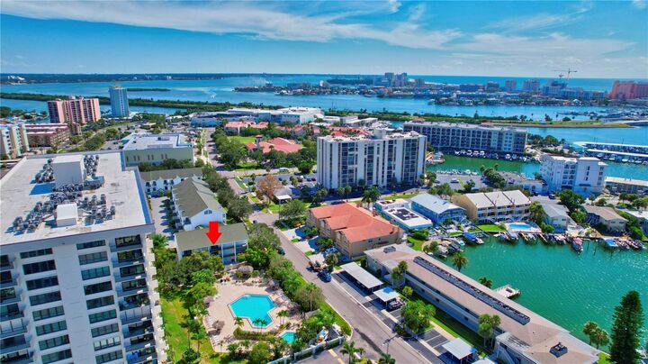 Property Photo:  320 Island Way 103  FL 33767 