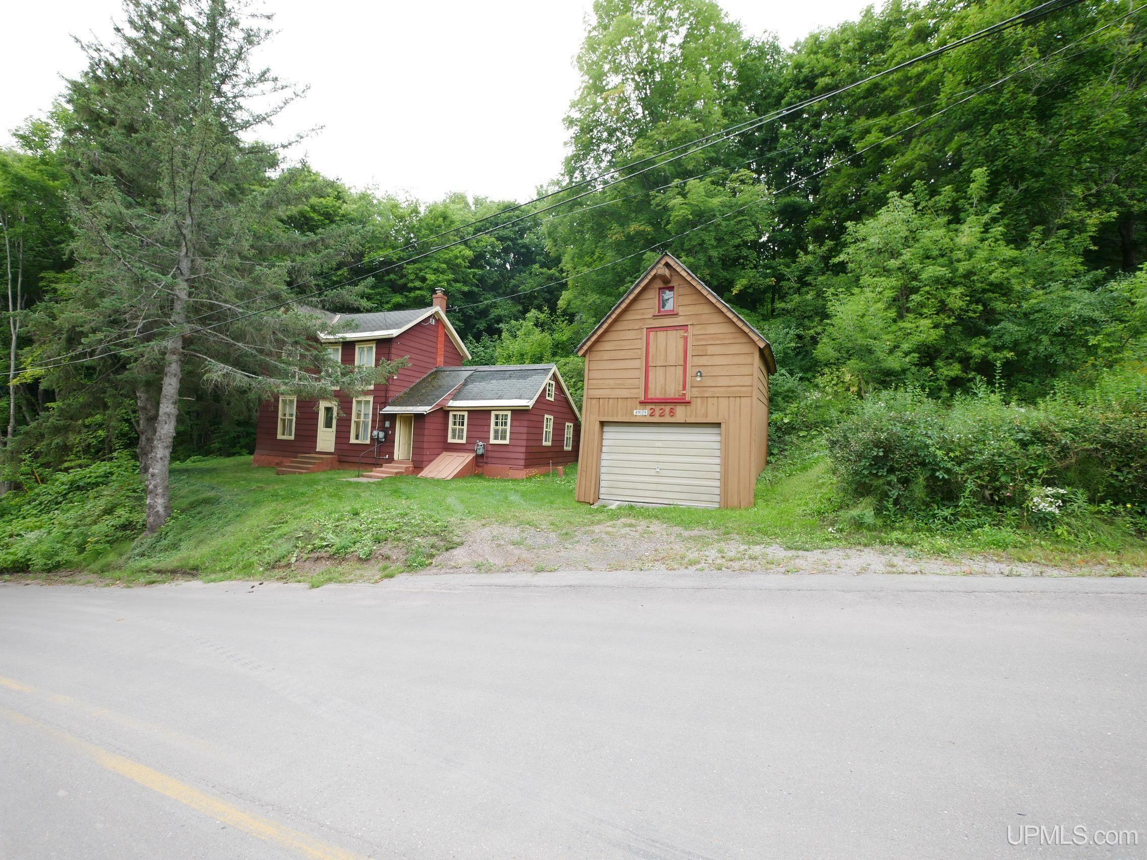 Property Photo:  49129 Pewabic  MI 49930 