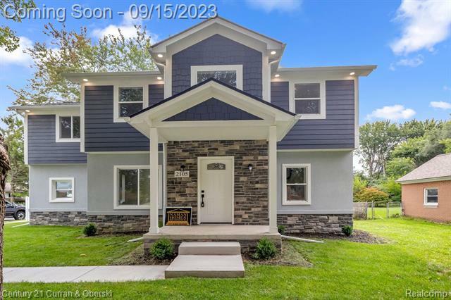 Property Photo: 2105 W 14 Mile Road MI 48073