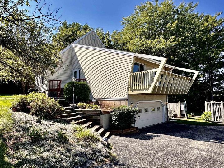 24 South Wright Road  Janesville WI 53546 photo