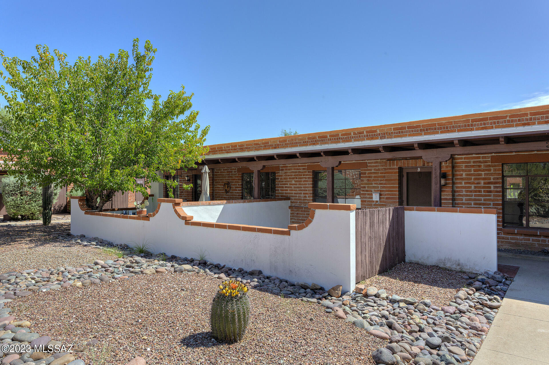 Property Photo:  329 S Paseo Pena B  AZ 85614 