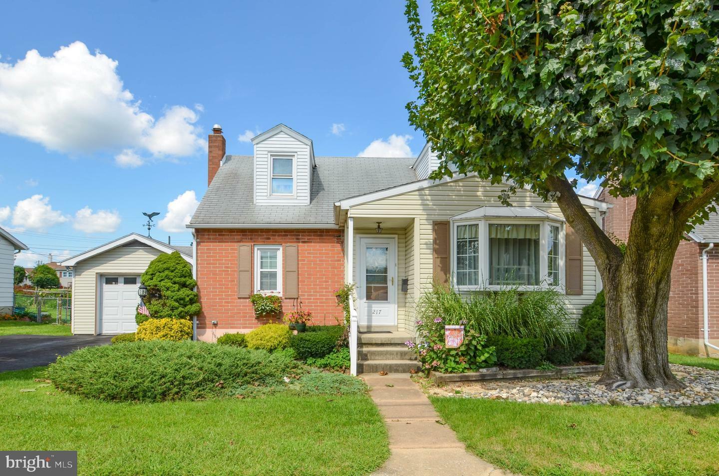 Property Photo:  217 W Montgomery Street  PA 18103 