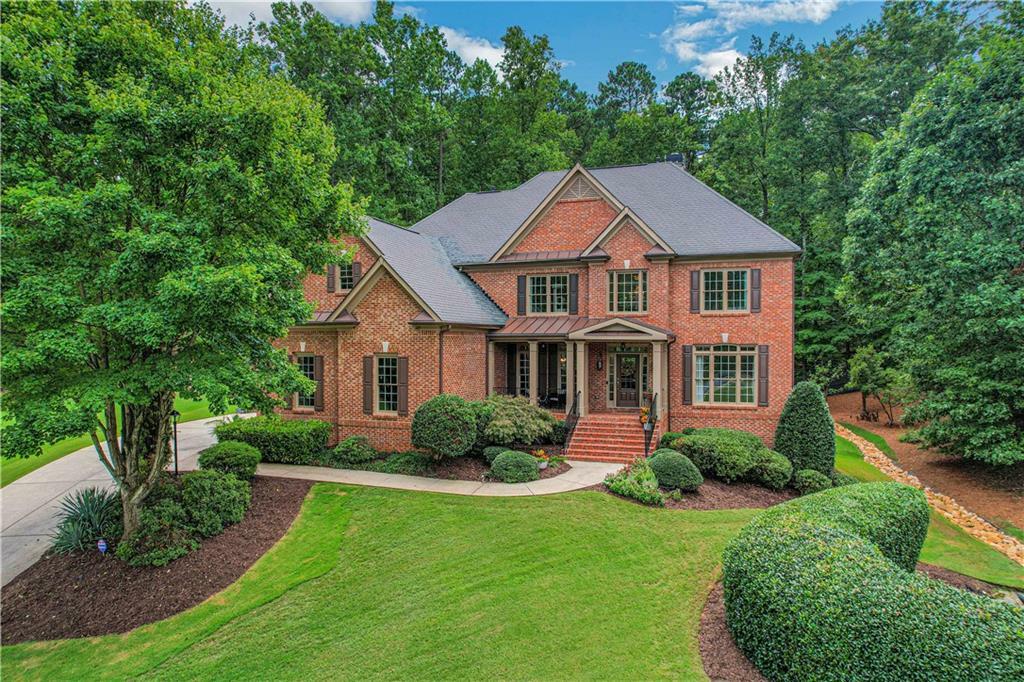 Property Photo: 5425 Noble Valley Court GA 30024