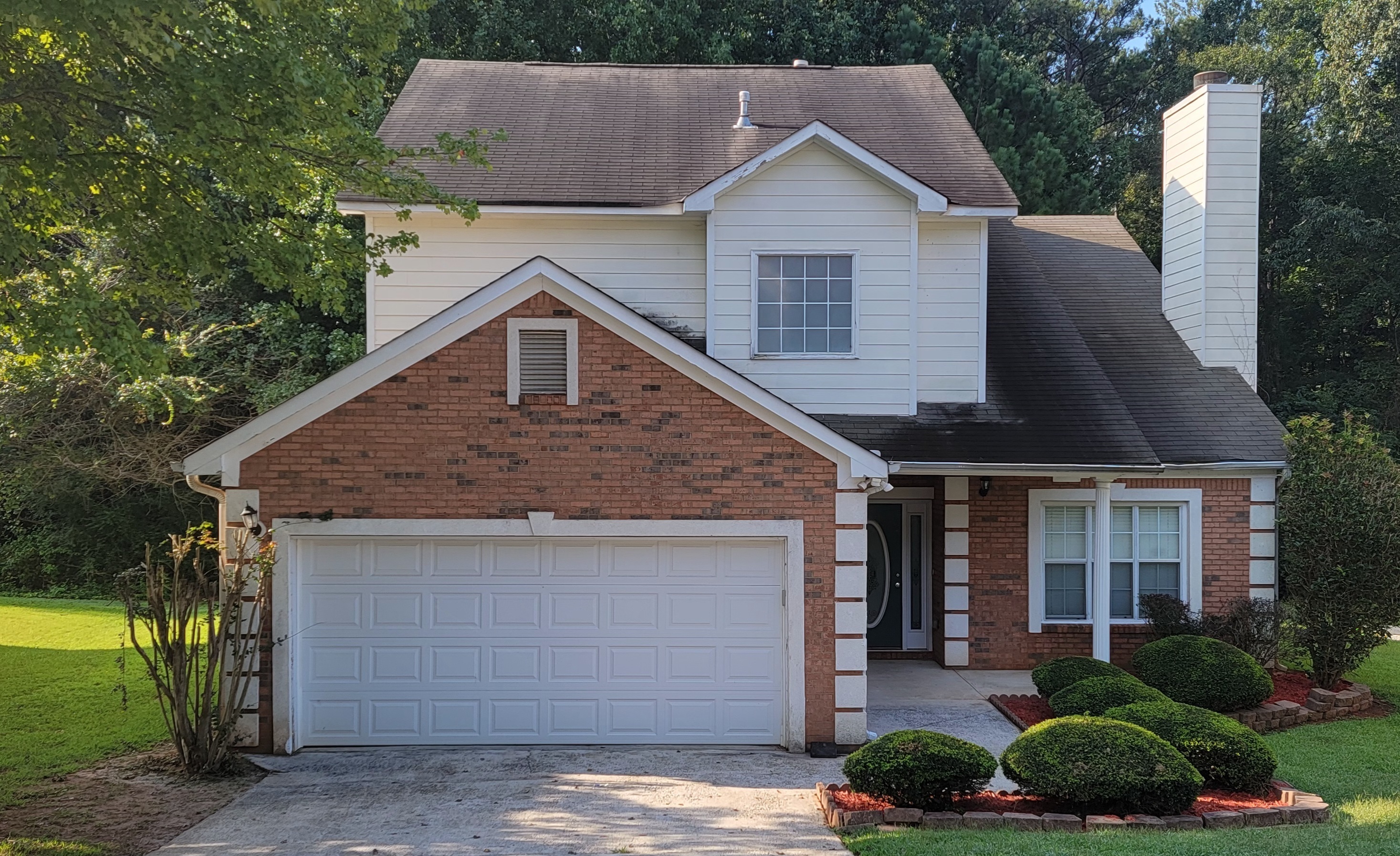 Property Photo: 6381 Daisy Lane GA 30038