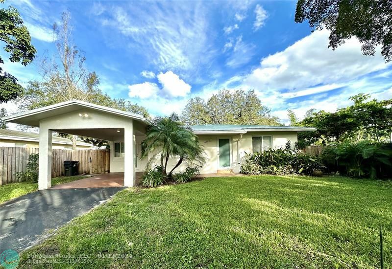 Property Photo:  1632 SW 28 Ter  FL 33312 