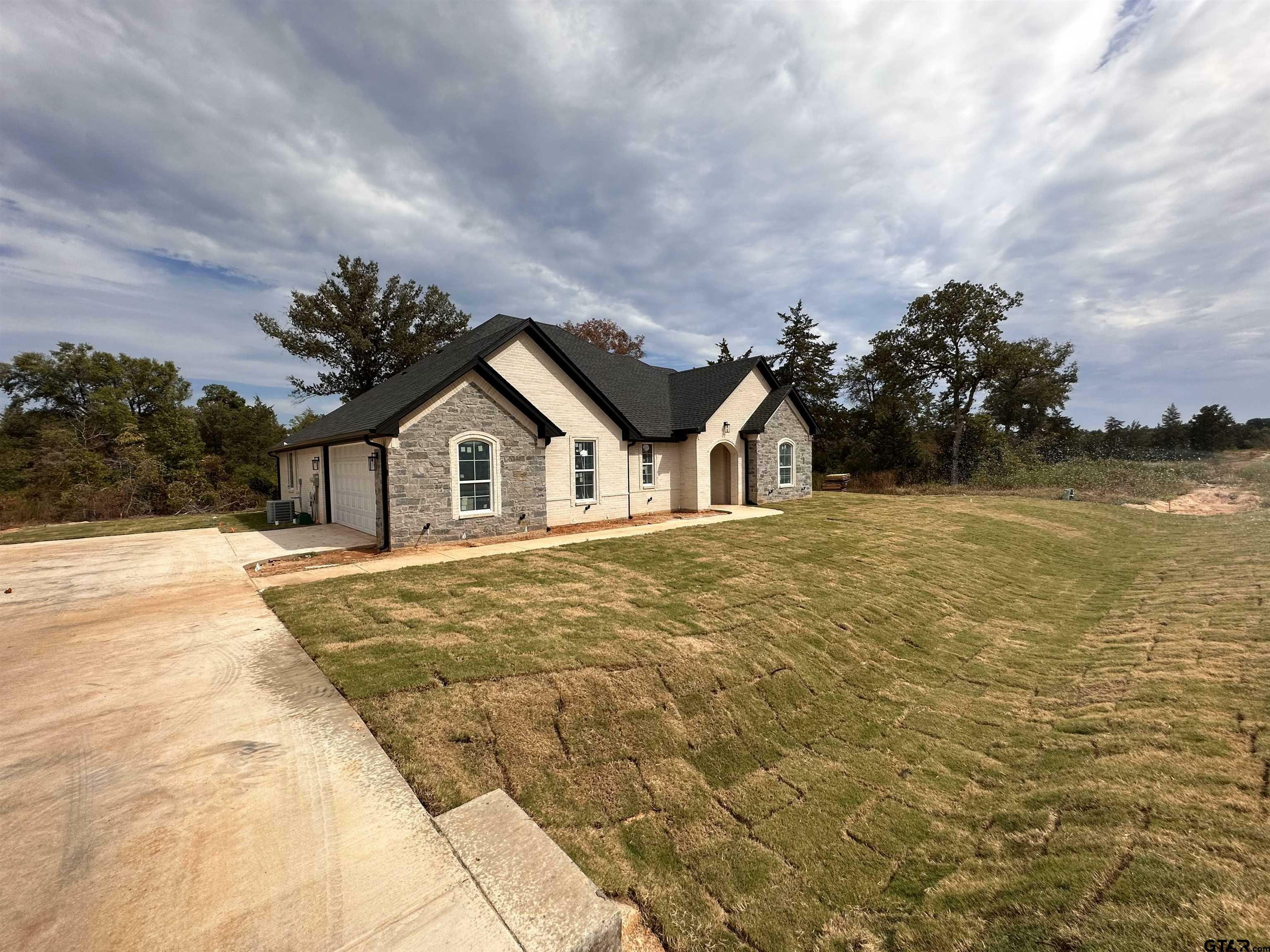 Property Photo: 14714 Woodland Creek TX 75706