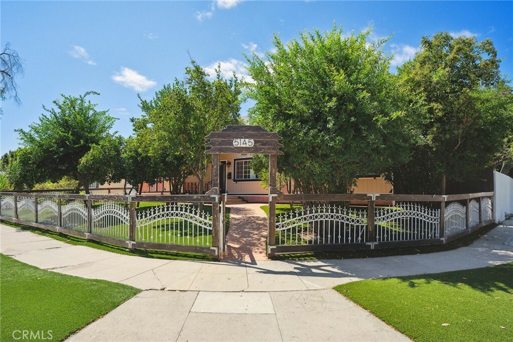 5145 Canoga Avenue  Woodland Hills CA 91364 photo