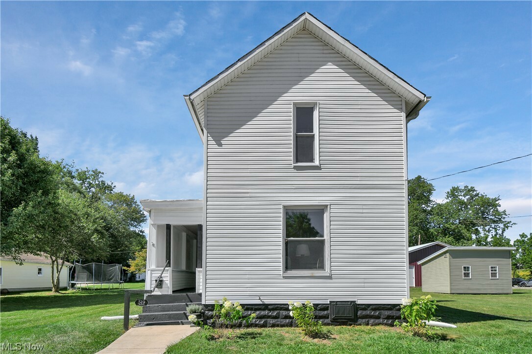 Property Photo:  519 Braddock Street  OH 43050 