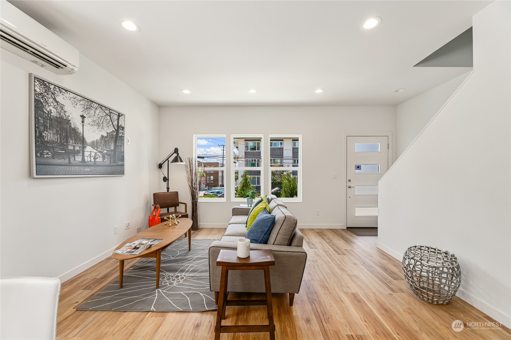 Property Photo: 4320 SW Genesee Street WA 98116