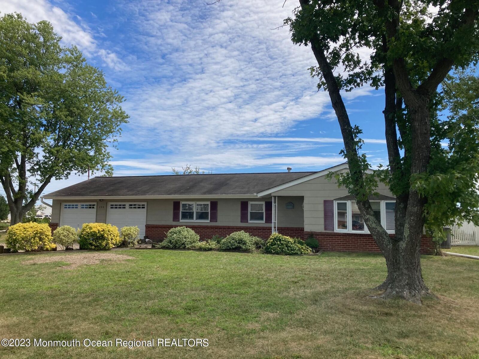 Property Photo:  200 Seneca Boulevard  NJ 08005 