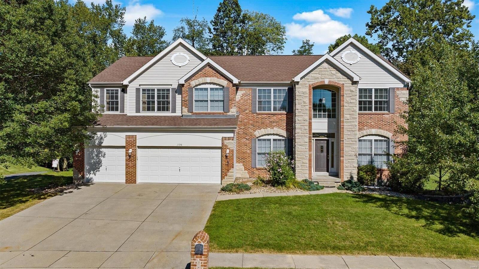 Property Photo: 1136 Lazy Hollow Court IL 62269