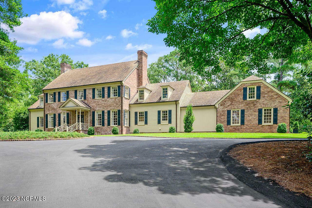 Property Photo: 216 Ridgewood Drive NC 27534
