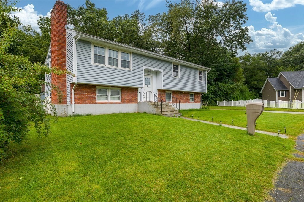 Property Photo: 6 Nancy Dr MA 01501
