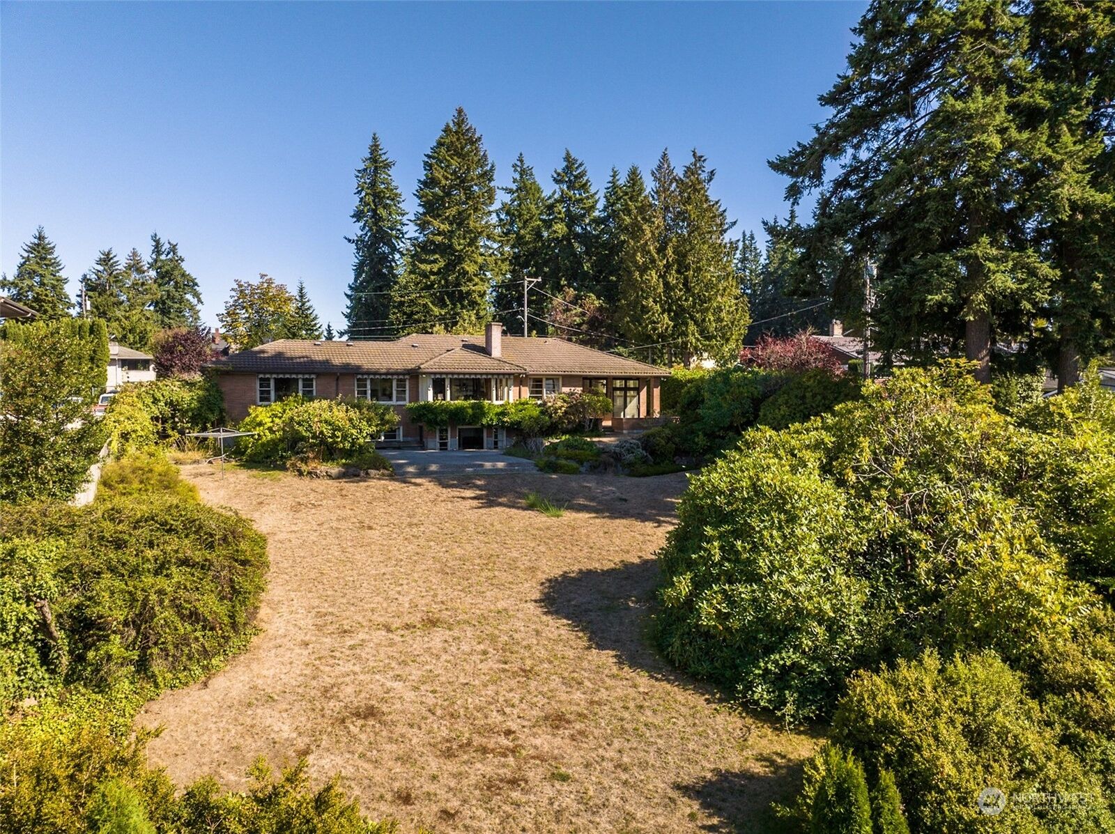 House for sale in Shoreline 18005 8th Avenue NW, Shoreline, WA 98177